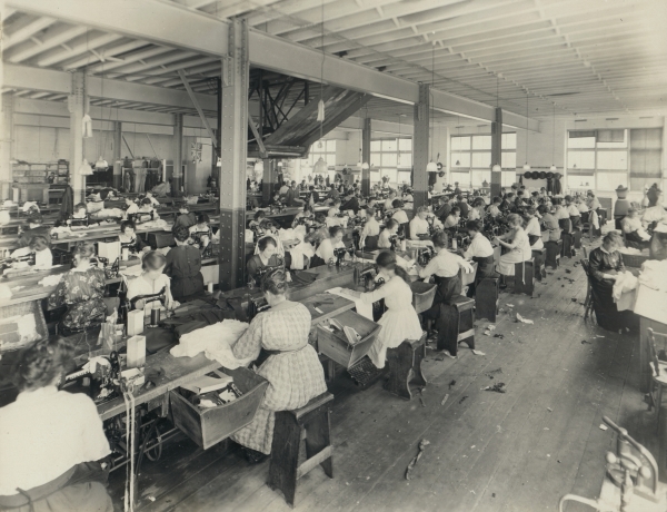 Workers at Foy and Gibson, 1922