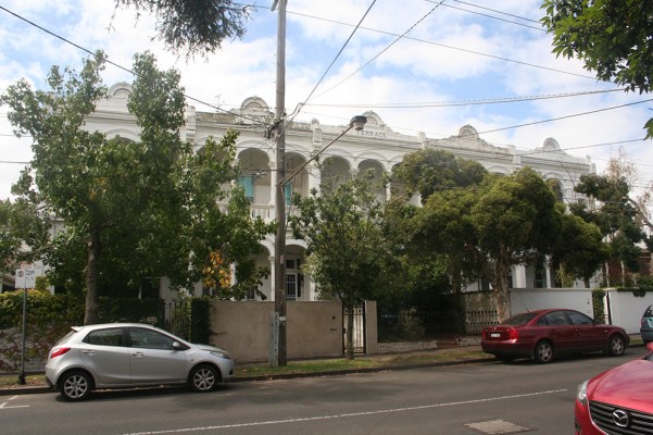 S_Yarra_houses_terrace